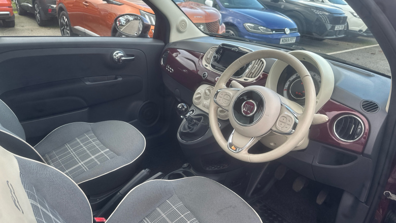 Fiat 500 1.2 Lounge 3dr Petrol Hatchback
